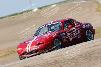 media/Apr-30-2022-CalClub SCCA (Sat) [[98b58ad398]]/Group 5/Race (Outside Grapevine)/